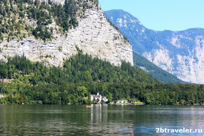 Hallstatt lake austria