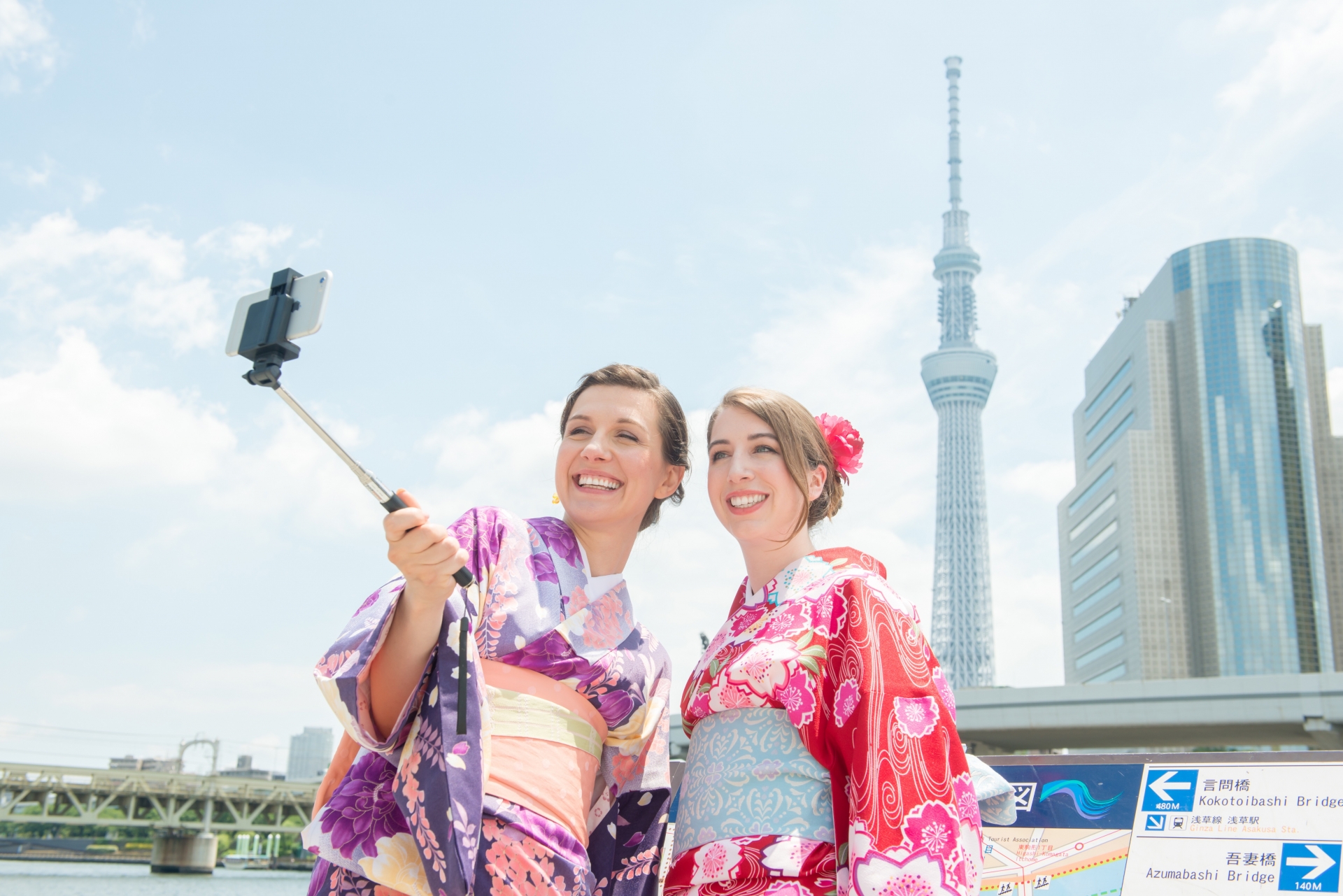 япония туристы