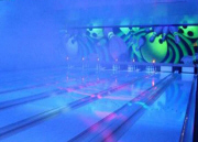 Imply Bright Bowling / Night Bowling / Glow In The Dark Lane Feature 